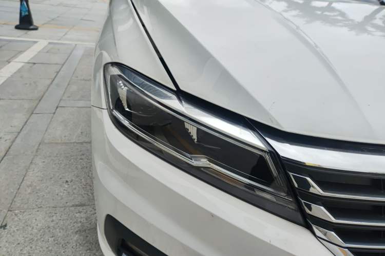 Used Volkswagen Lavida 2019 280TSI DSG Comfort Edition China VI standard Right Front Headlight