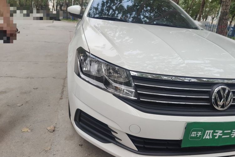 Used Volkswagen Lavida 2019 Lavida Start 1.5L Automatic Trendy Version China VI Standard Right Front Headlight