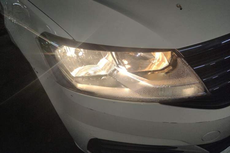 Used Volkswagen Lavida 2019 Lavida Start 1.5L Automatic Trendy Version China VI Standard Right Front Headlight