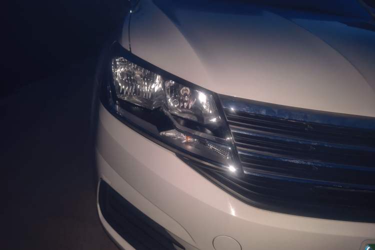 Used Volkswagen Lavida 2019 Lavida Start 1.5L Automatic Trendy Version China VI Standard Right Front Headlight