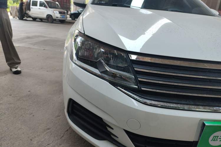 Used Volkswagen Lavida 2019 Lavida Start 1.5L Automatic Trendy Version China VI Standard Right Front Headlight