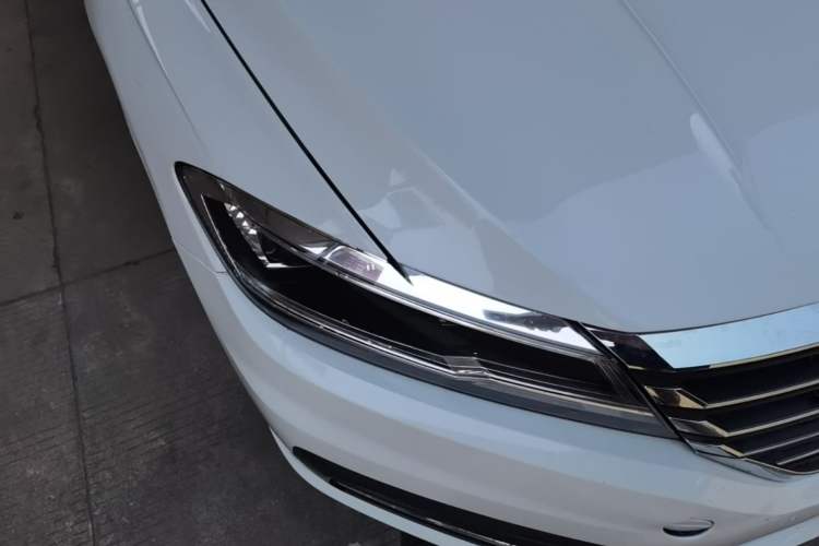Used Volkswagen Lavida 2019 1.5L Automatic Comfort Edition China VI Standard Right Front Headlight