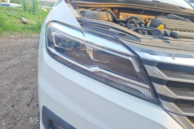 Used Volkswagen Lavida 2019 Hatchback 280TSI DSG Comfort Edition China VI Standard Right Front Headlight