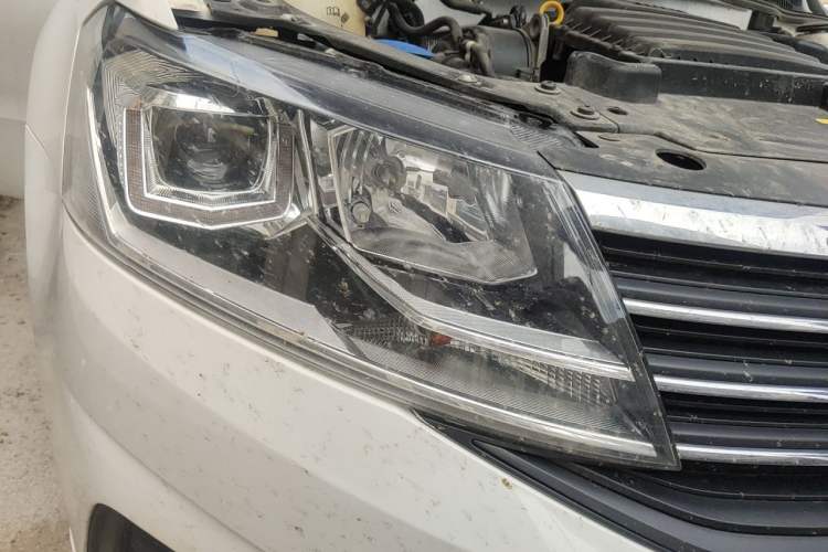 Used Volkswagen Lavida 2019 Lavida Start 1.5L Automatic Trendy Version China VI Standard Right Front Headlight