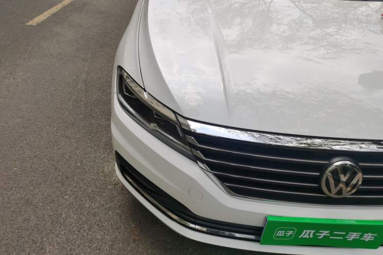 Used Volkswagen Lavida 2019 1.5L Automatic Comfort Edition China VI Standard Right Front Headlight