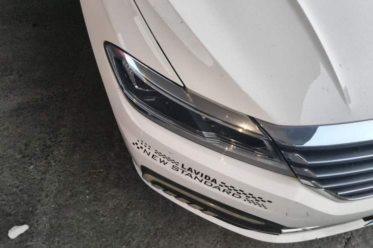 Used Volkswagen Lavida 2019 280TSI DSG Comfort Edition China VI standard Right Front Headlight