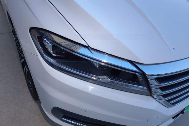 Used Volkswagen Lavida 2019 280TSI DSG Luxury Edition China VI Standard Right Front Headlight