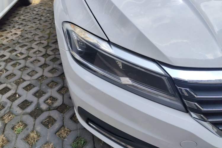 Used Volkswagen Lavida 2019 280TSI DSG Comfort Edition China VI standard Right Front Headlight