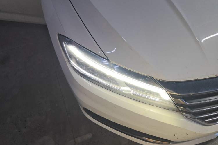 Used Volkswagen Lavida 2019 280TSI DSG Comfort Edition China VI standard Right Front Headlight