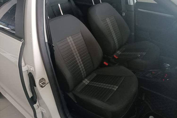 Used Volkswagen Lavida 2019 Lavida Start 1.5L Automatic Trendy Version China VI Standard Right Front Seat