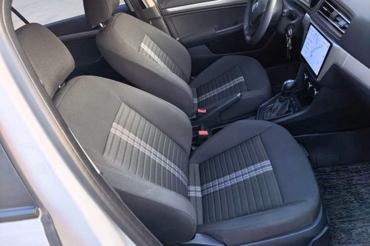 Used Volkswagen Lavida 2019 Lavida Start 1.5L Automatic Trendy Version China VI Standard Right Front Seat