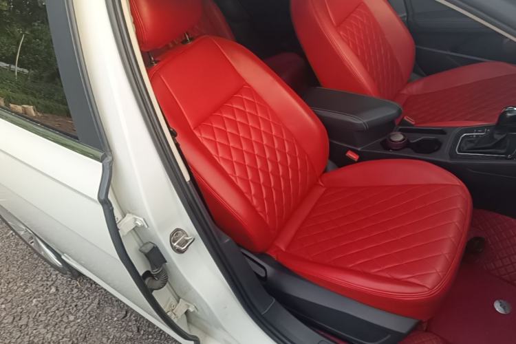 Used Volkswagen Lavida 2019 1.5L Automatic Vision Edition China VI Standard Right Front Seat