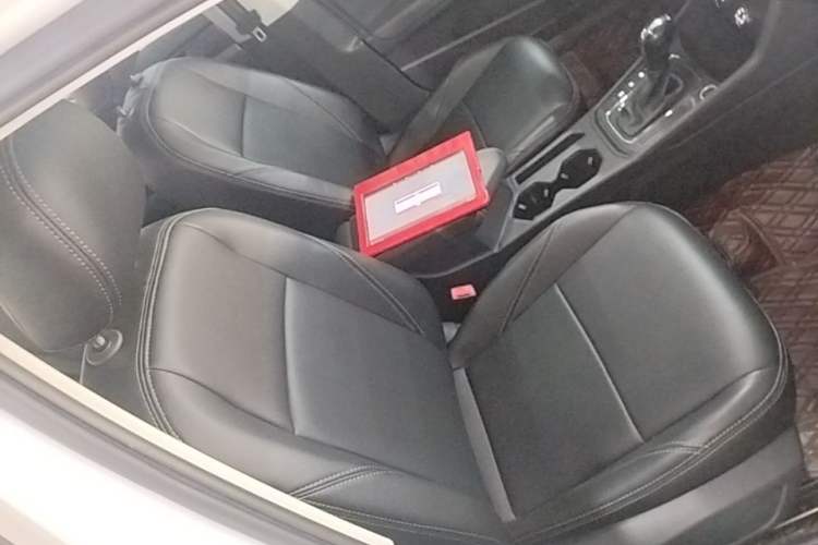Used Volkswagen Lavida 2019 1.5L Automatic Vision Edition China VI Standard Right Front Seat