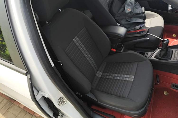 Used Volkswagen Lavida 2019 Lavida Start 1.5L Manual Fashion Edition China VI Standard Right Front Seat