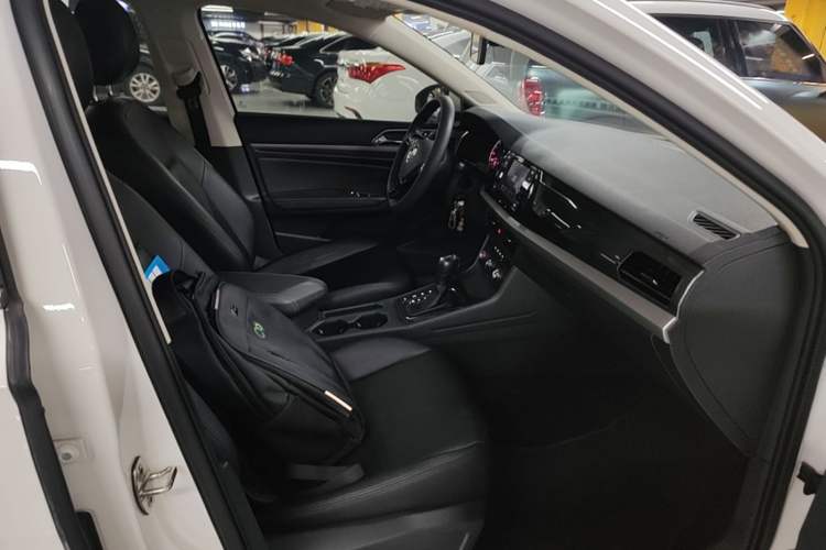 Used Volkswagen Lavida 2019 280TSI DSG Comfort Edition China VI standard Right Front Seat