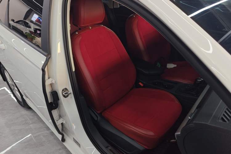 Used Volkswagen Lavida 2019 Lavida Start 1.5L Automatic Trendy Version China VI Standard Right Front Seat