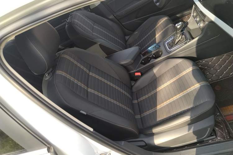 Used Volkswagen Lavida 2019 280TSI DSG Comfort Edition China VI standard Right Front Seat