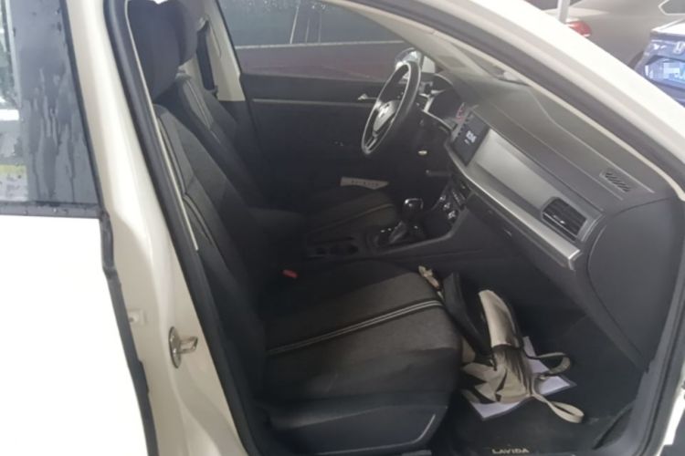 Used Volkswagen Lavida 2019 1.5L Automatic Fashion Edition China VI Right Front Seat