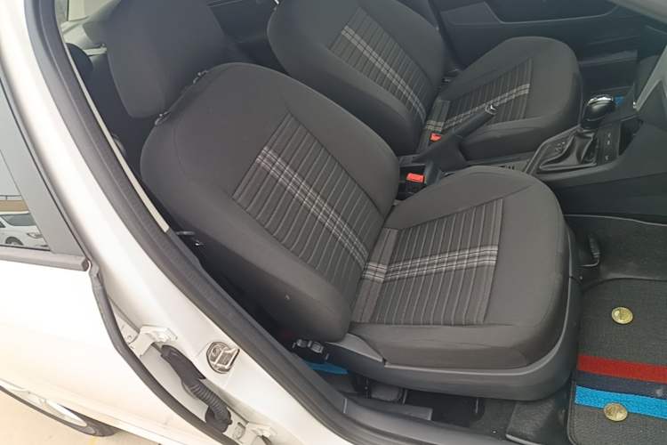 Used Volkswagen Lavida 2019 Lavida Start 1.5L Automatic Trendy Version China VI Standard Right Front Seat