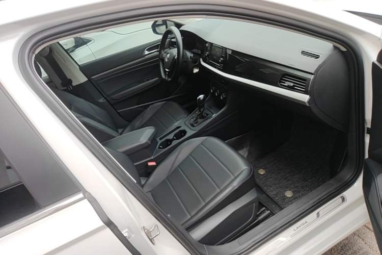 Used Volkswagen Lavida 2019 1.5L Automatic Comfort Edition China VI Standard Right Front Seat