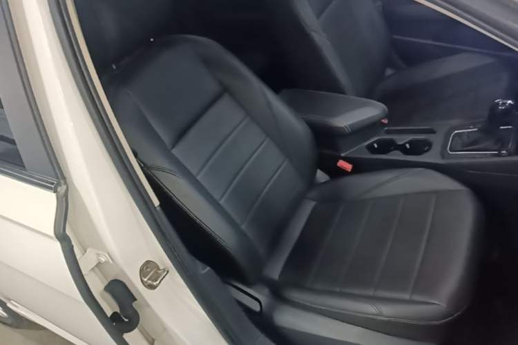 Used Volkswagen Lavida 2019 1.5L Automatic Comfort Edition China VI Standard Right Front Seat