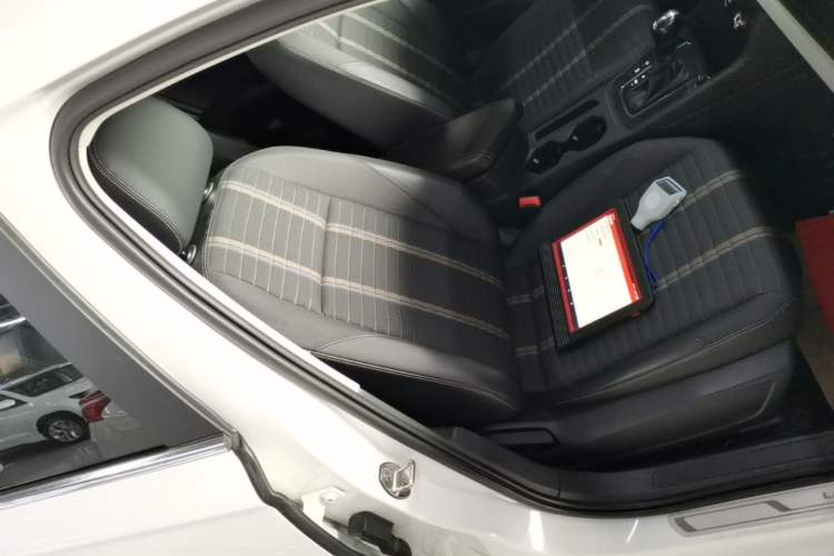 Used Volkswagen Lavida 2019 1.5L Automatic Vision Edition China VI Standard Right Front Seat