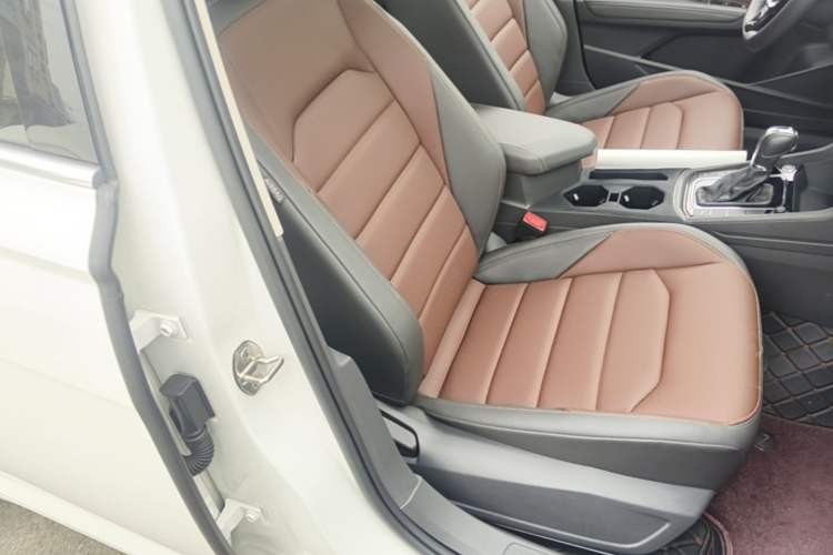 Used Volkswagen Lavida 2019 280TSI DSG Luxury Edition China VI Standard Right Front Seat