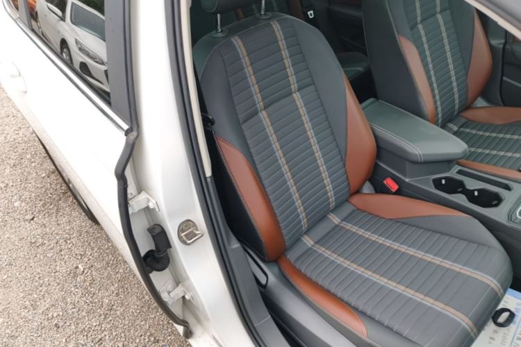 Used Volkswagen Lavida 2019 280TSI DSG Comfort Edition China VI standard Right Front Seat