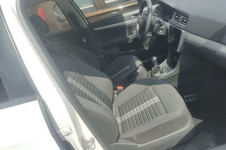 Used Volkswagen Lavida 2019 Lavida Start 1.5L Manual Fashion Edition China VI Standard Right Front Seat