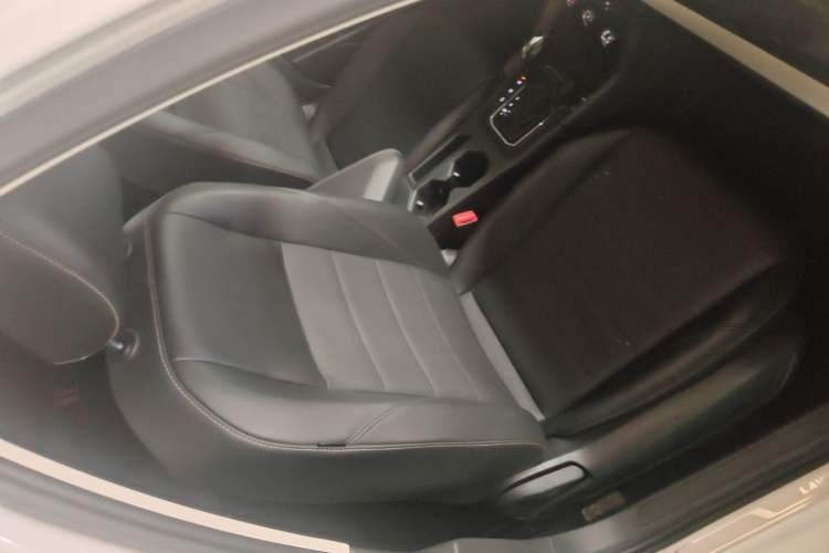 Used Volkswagen Lavida 2019 1.5L Automatic Comfort Edition China VI Standard Right Front Seat