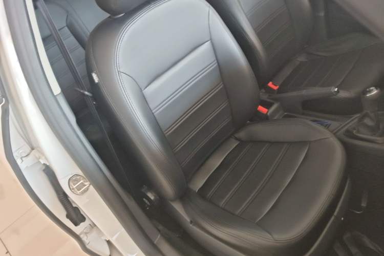 Used Volkswagen Lavida 2019 Lavida Start 1.5L Manual Fashion Edition China VI Standard Right Front Seat