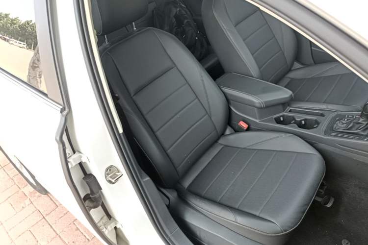 Used Volkswagen Lavida 2019 1.5L Automatic Comfort Edition China VI Standard Right Front Seat