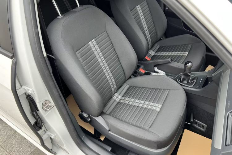Used Volkswagen Lavida 2019 Lavida Start 1.5L Manual Fashion Edition China VI Standard Right Front Seat