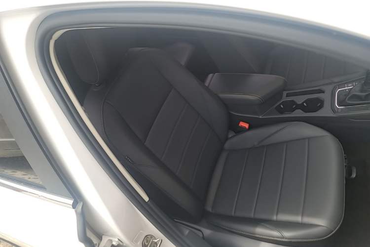 Used Volkswagen Lavida 2019 1.5L Automatic Comfort Edition China VI Standard Right Front Seat