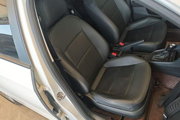 Used Volkswagen Lavida 2019 Lavida Start 1.5L Automatic Trendy Version China VI Standard Right Front Seat