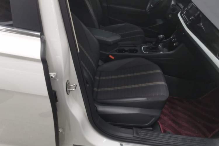 Used Volkswagen Lavida 2019 280TSI DSG Comfort Edition China VI standard Right Front Seat