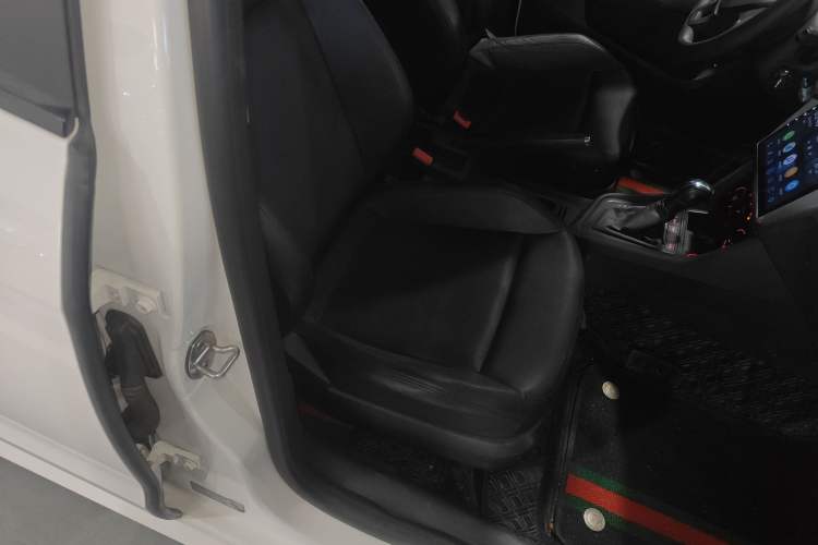 Used Volkswagen Lavida 2019 Lavida Start 1.5L Automatic Trendy Version China VI Standard Right Front Seat