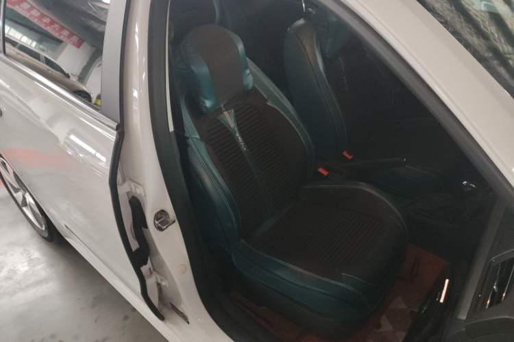 Used Volkswagen Lavida 2019 Lavida Start 1.5L Automatic Trendy Version China VI Standard Right Front Seat