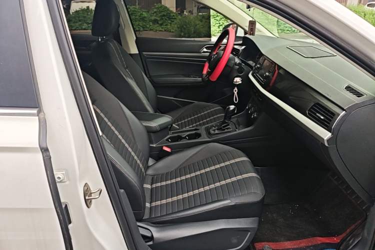 Used Volkswagen Lavida 2019 280TSI DSG Comfort Edition China VI standard Right Front Seat