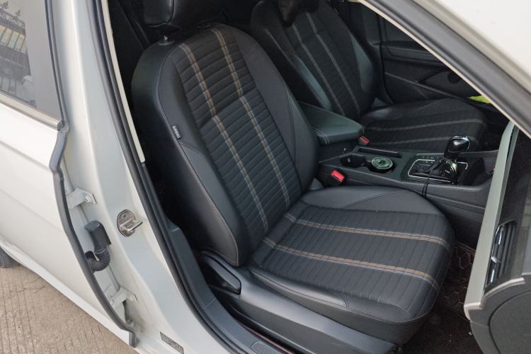 Used Volkswagen Lavida 2019 280TSI DSG Comfort Edition China VI standard Right Front Seat
