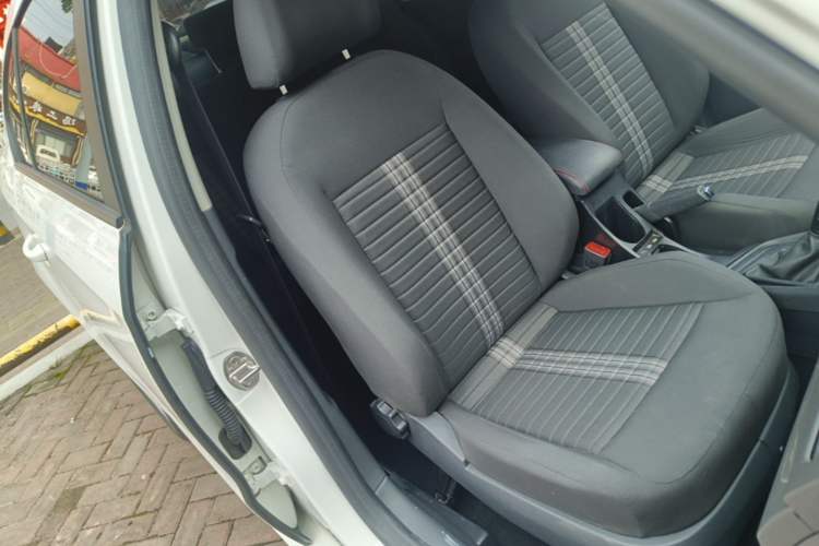 Used Volkswagen Lavida 2019 Lavida Start 1.5L Automatic Trendy Version China VI Standard Right Front Seat