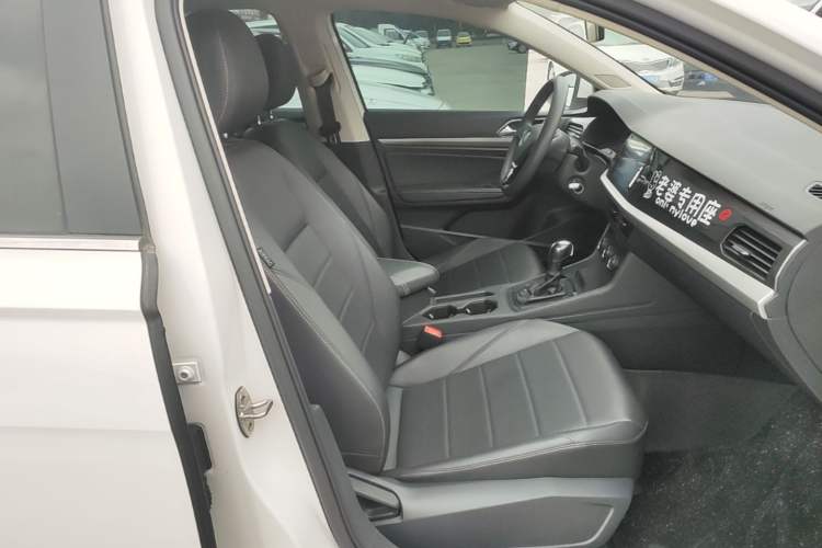 Used Volkswagen Lavida 2019 1.5L Automatic Comfort Edition China VI Standard Right Front Seat