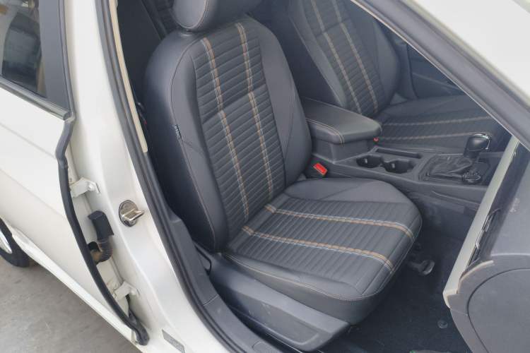 Used Volkswagen Lavida 2019 280TSI DSG Comfort Edition China VI standard Right Front Seat