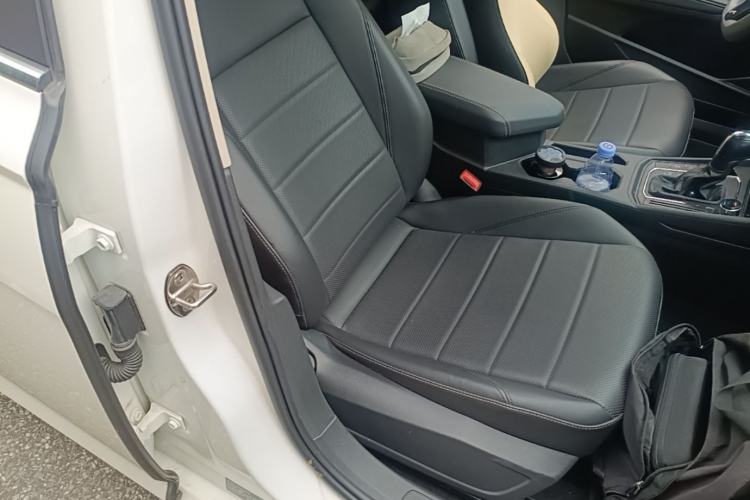 Used Volkswagen Lavida 2019 1.5L Automatic Comfort Edition China VI Standard Right Front Seat