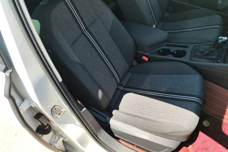 Used Volkswagen Lavida 2019 1.5L Automatic Fashion Edition China VI Right Front Seat