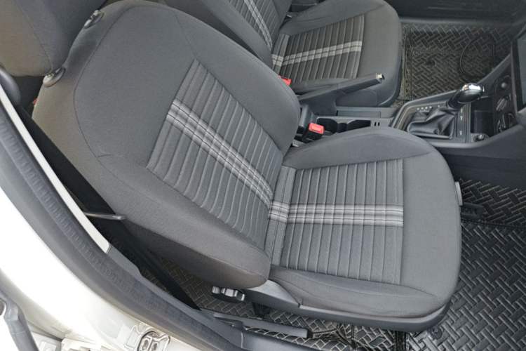 Used Volkswagen Lavida 2019 Lavida Start 1.5L Automatic Trendy Version China VI Standard Right Front Seat