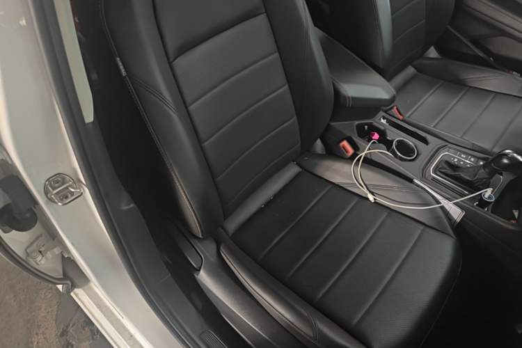 Used Volkswagen Lavida 2019 1.5L Automatic Comfort Edition China VI Standard Right Front Seat