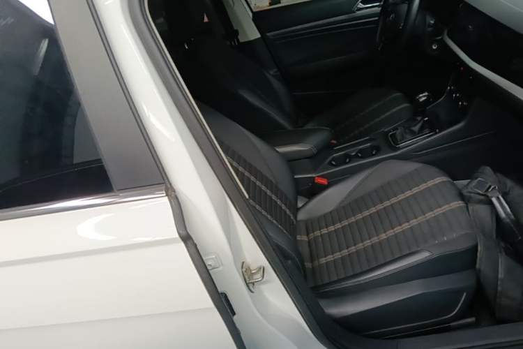 Used Volkswagen Lavida 2019 280TSI DSG Comfort Edition China VI standard Right Front Seat