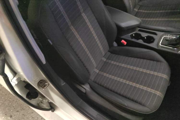 Used Volkswagen Lavida 2019 280TSI DSG Comfort Edition China VI standard Right Front Seat