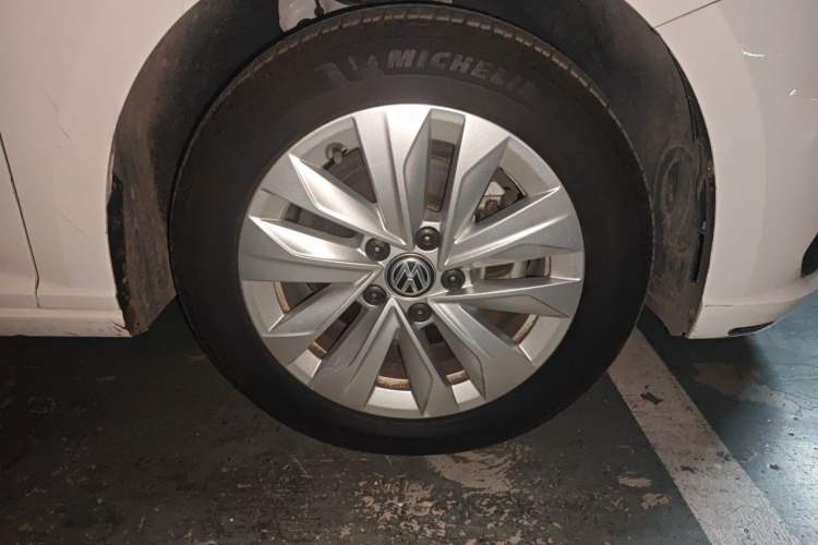Used Volkswagen Lavida 2019 Hatchback 280TSI DSG Comfort Edition China VI Standard Right Front Wheel Hub